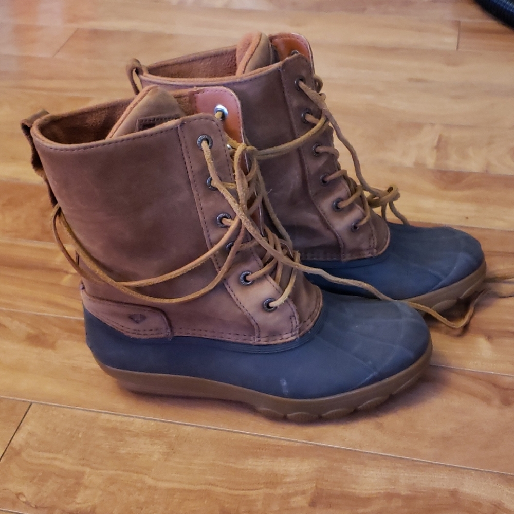 Sperry boots